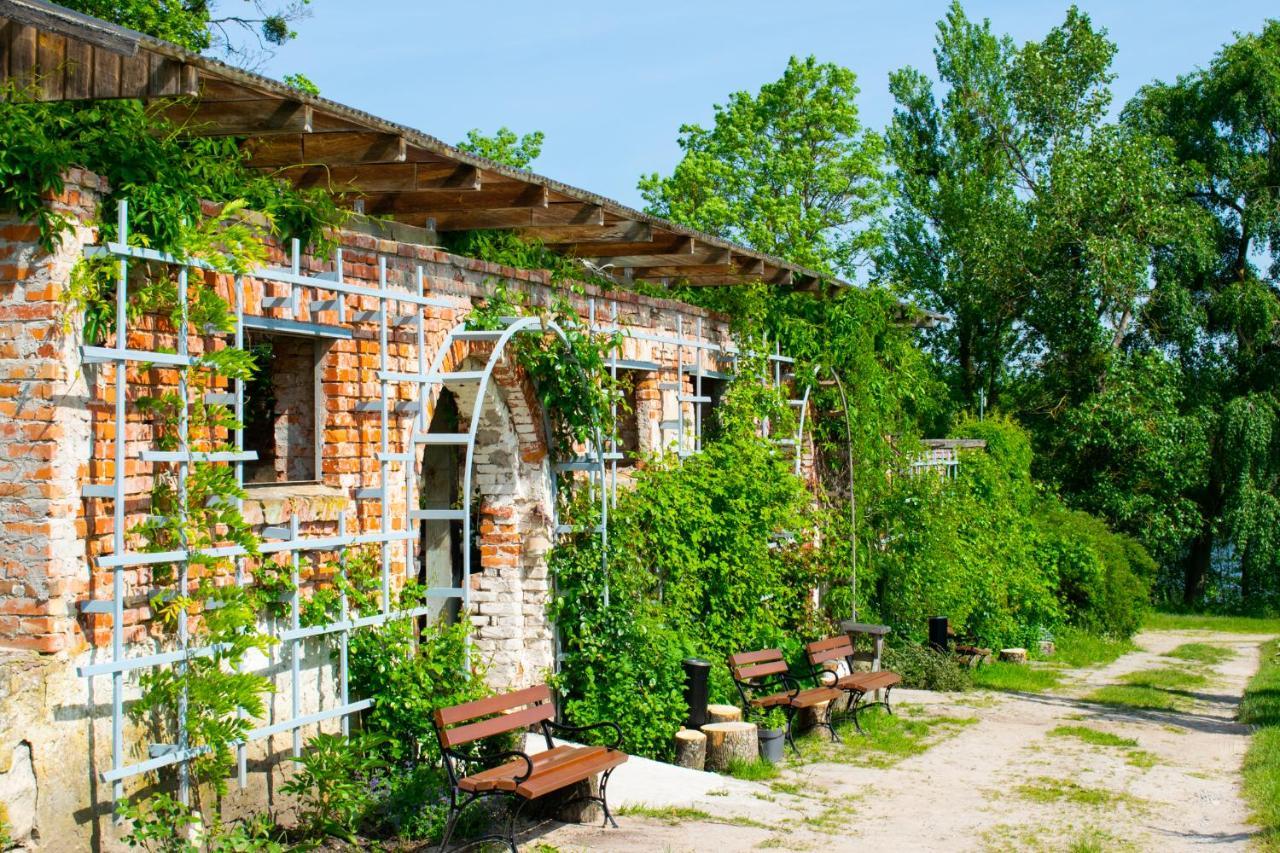 Hotel Folwark Lekuk Łękuk Mały Exterior foto