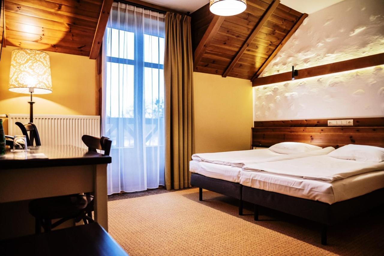 Hotel Folwark Lekuk Łękuk Mały Exterior foto