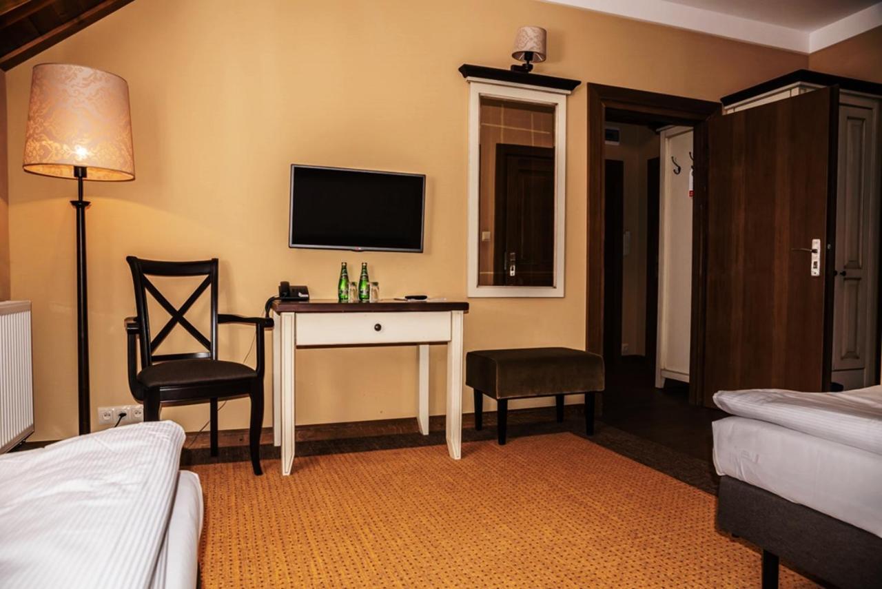 Hotel Folwark Lekuk Łękuk Mały Exterior foto
