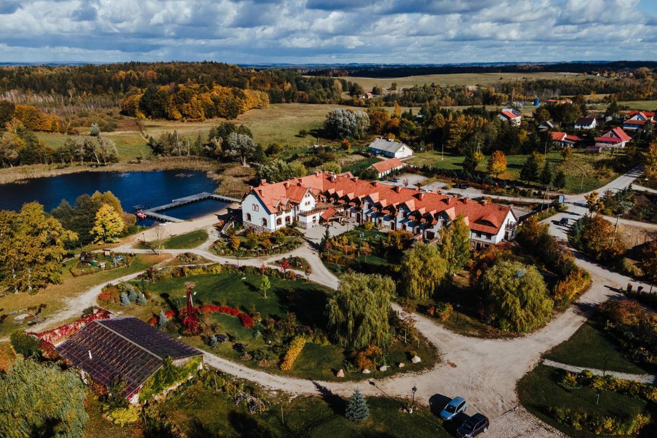 Hotel Folwark Lekuk Łękuk Mały Exterior foto